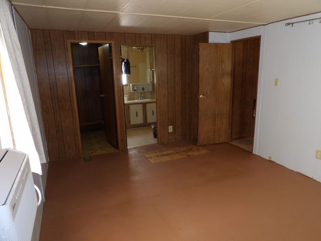 46918 Creekside Road, Yokuts Valley, CA 93675