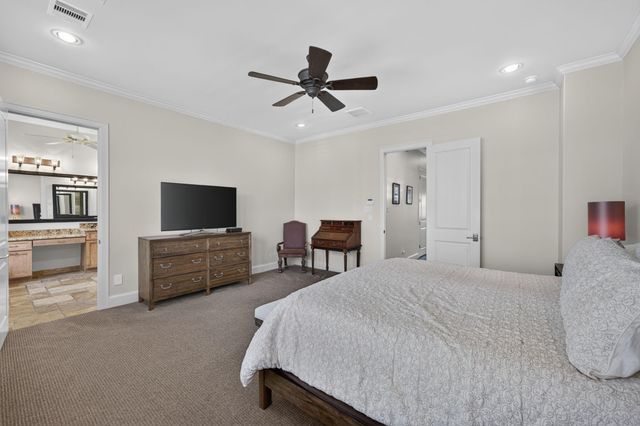 98 Gateway Park Place, Spring, TX 77380