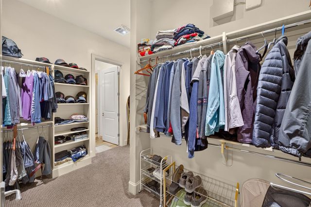 98 Gateway Park Place, Spring, TX 77380