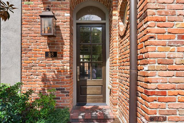 98 Gateway Park Place, Spring, TX 77380