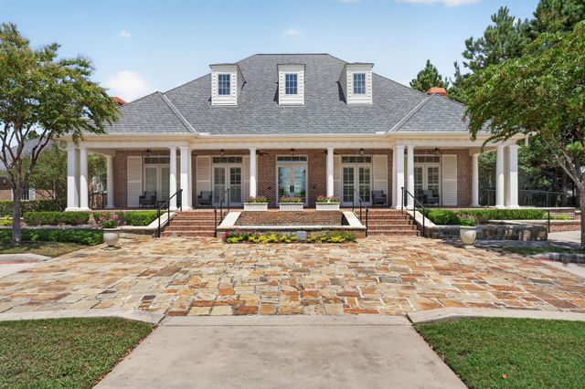 98 Gateway Park Place, Spring, TX 77380
