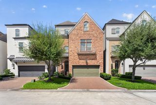 98 Gateway Park Place, Spring, TX 77380