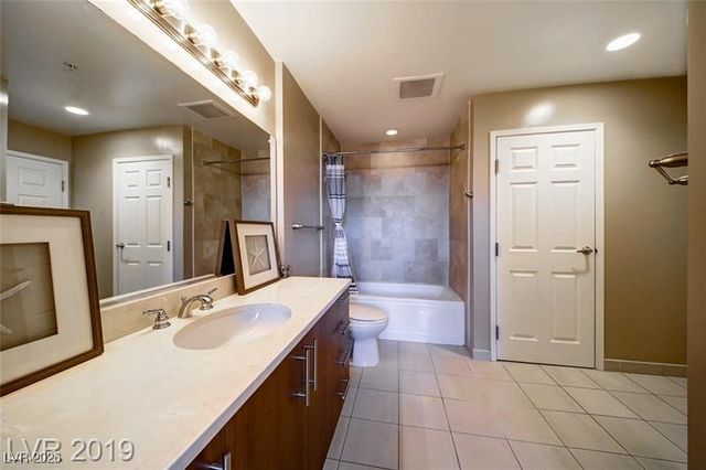 200 West SAHARA Avenue 507, Las Vegas, NV 89102