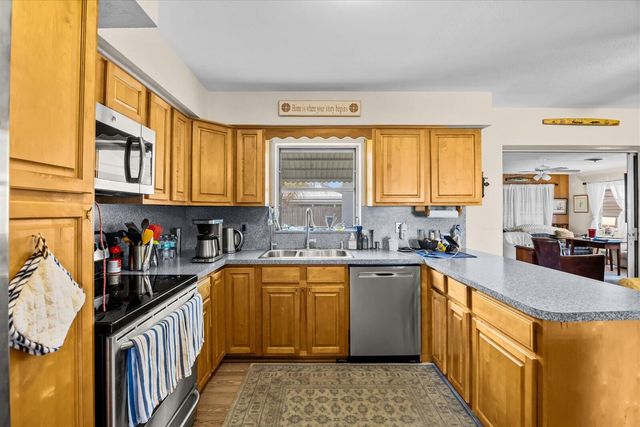 3141 NE Spruce Ridge Avenue, Jensen Beach, FL 34957