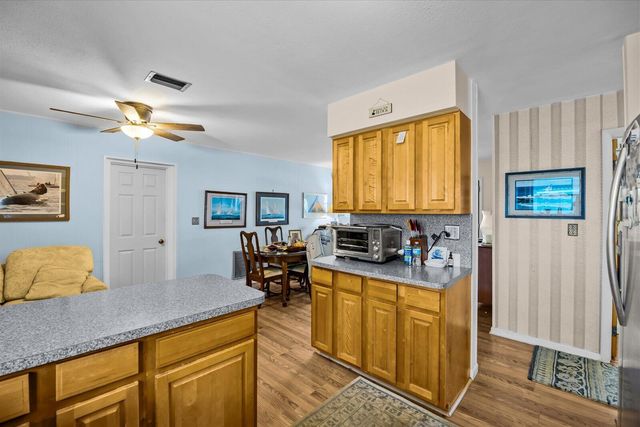 3141 NE Spruce Ridge Avenue, Jensen Beach, FL 34957