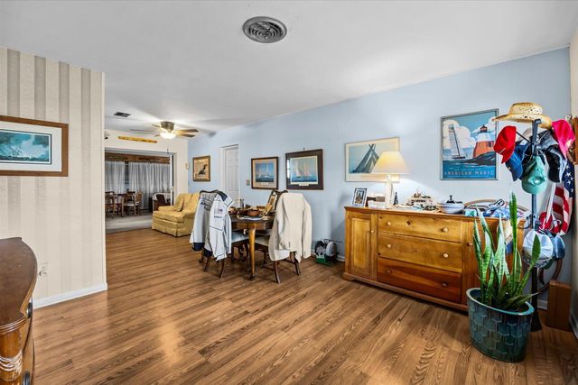 3141 NE Spruce Ridge Avenue, Jensen Beach, FL 34957