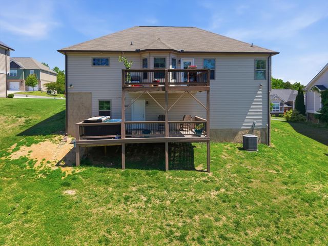 1044 Longo Drive, Soddy Daisy, TN 37379
