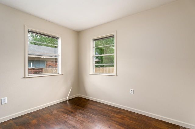 325 Hereford Street, Conway, AR 72032