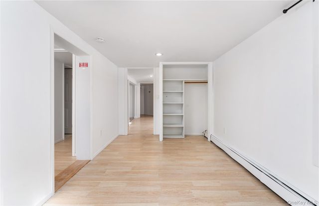 34 Shinnecock Avenue, East Quogue, NY 11942