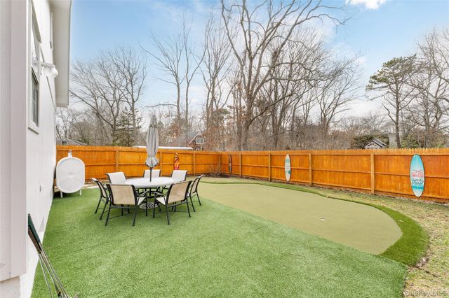 34 Shinnecock Avenue, East Quogue, NY 11942