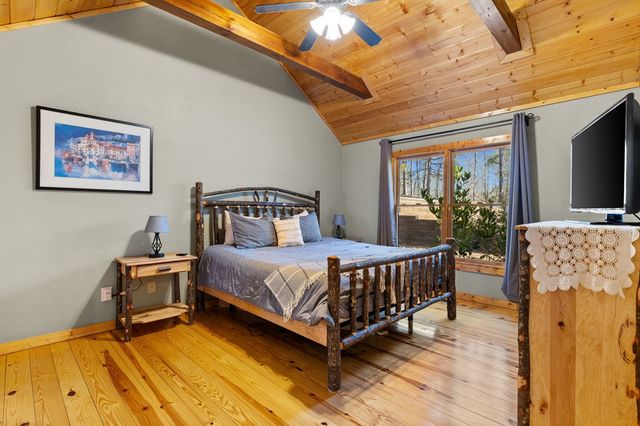 814 Eagle Mountain Drive W, Ellijay, GA 30540