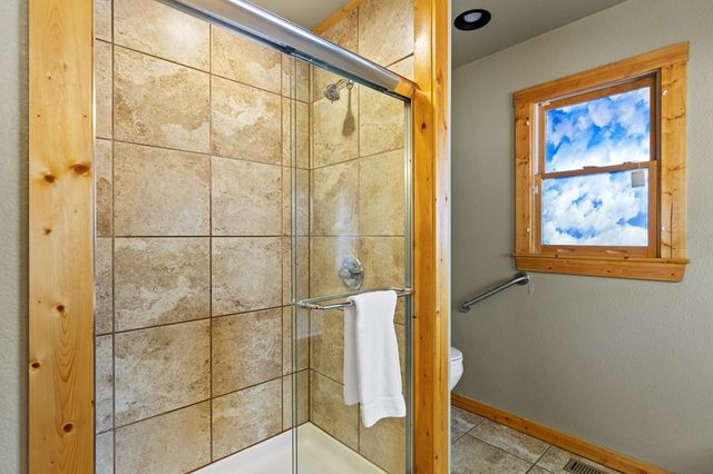 814 Eagle Mountain Drive W, Ellijay, GA 30540