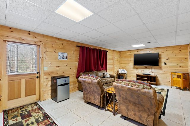 814 Eagle Mountain Drive W, Ellijay, GA 30540