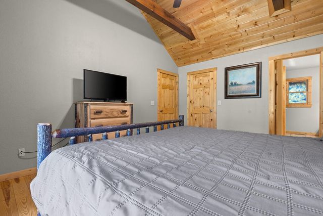 814 Eagle Mountain Drive W, Ellijay, GA 30540