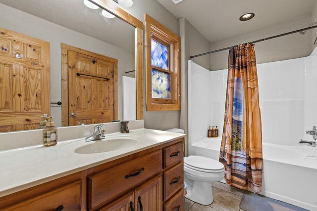 814 Eagle Mountain Drive W, Ellijay, GA 30540