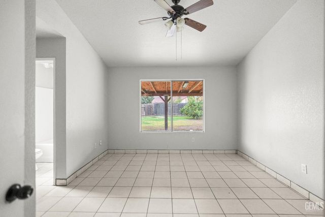 7608 Greywolf Court, Bakersfield, CA 93307