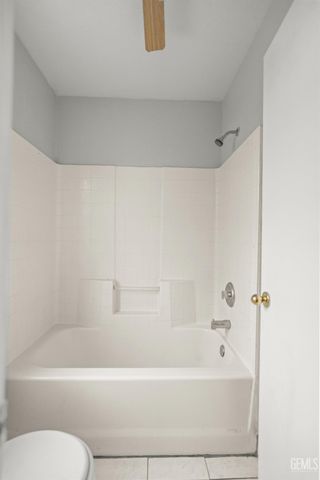 7608 Greywolf Court, Bakersfield, CA 93307