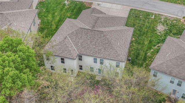 3301-3303 N 103rd Terrace, Kansas City, KS 66109