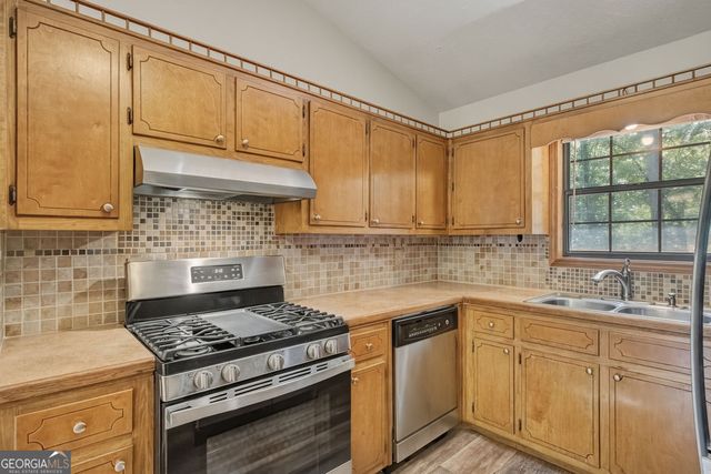 357 Kings Hill Court, Lawrenceville, GA 30045