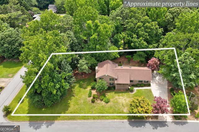 357 Kings Hill Court, Lawrenceville, GA 30045