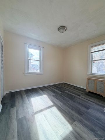 4628 Utopia Parkway 2FL, Flushing, NY 11358