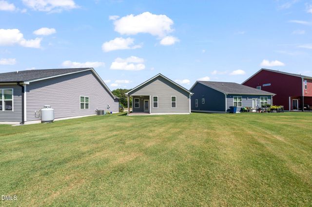 303 Bella Square, Smithfield, NC 27577