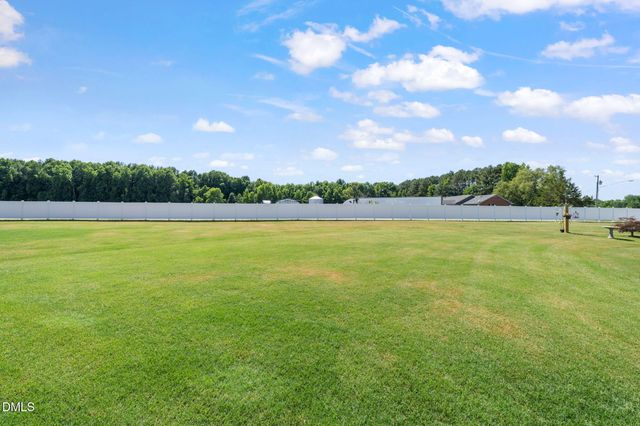 303 Bella Square, Smithfield, NC 27577