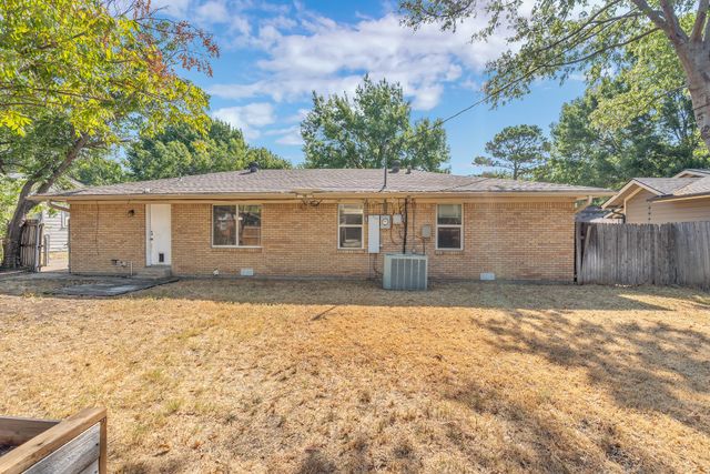 1232 Valley Vista Drive, Grapevine, TX 76051