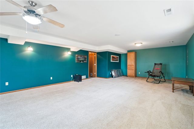 110 Willow Lane, North Liberty, IA 52317