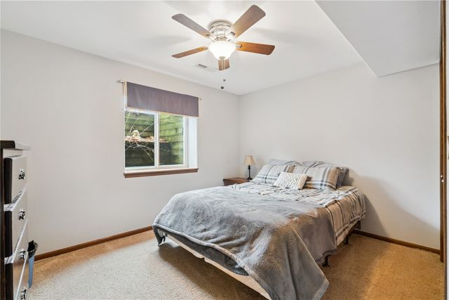 110 Willow Lane, North Liberty, IA 52317