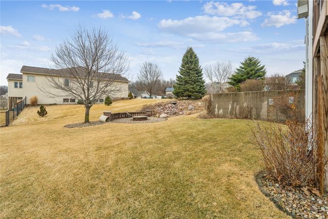 110 Willow Lane, North Liberty, IA 52317