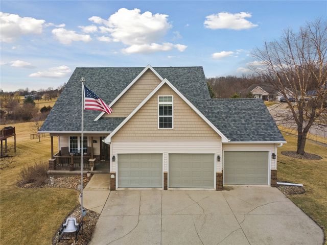 110 Willow Lane, North Liberty, IA 52317