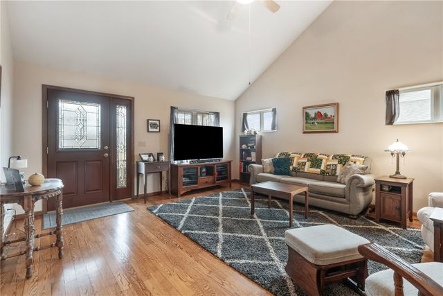 110 Willow Lane, North Liberty, IA 52317