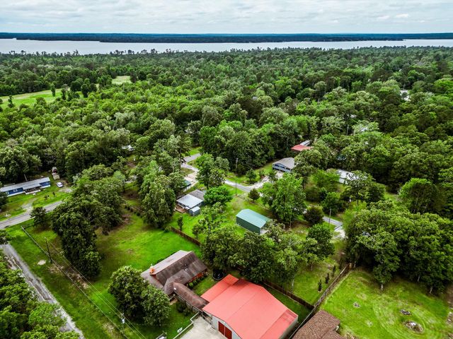 140 Michelle Lane, Trinity, TX 75862