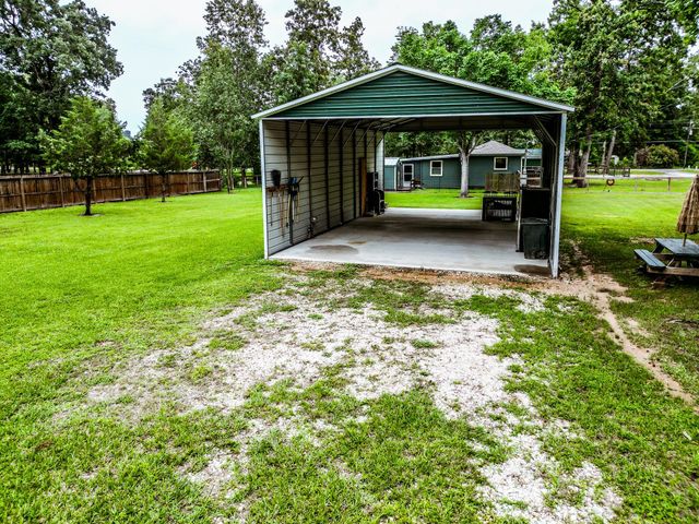 140 Michelle Lane, Trinity, TX 75862