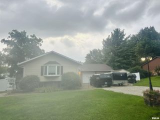 333 ARBOR VITAE Drive, Germantown Hills, IL 61548