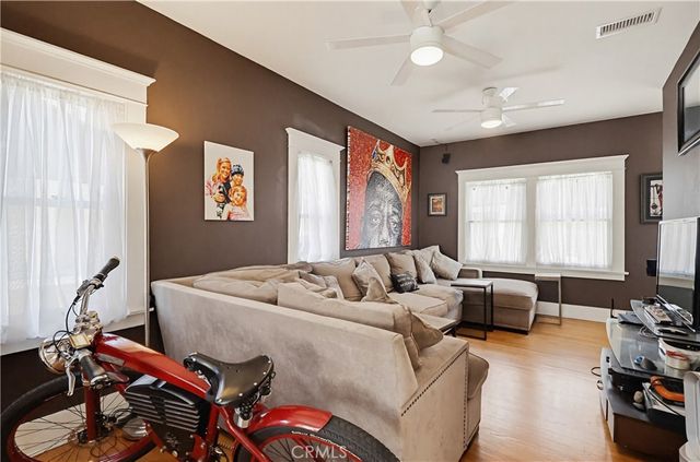 1130 E Appleton, Long Beach, CA 90802
