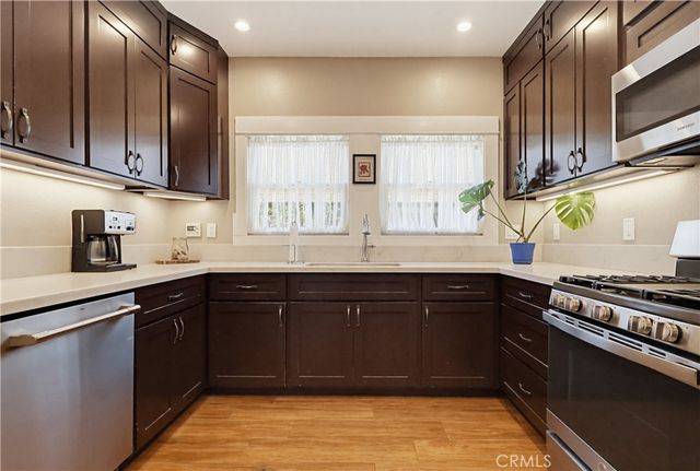 1130 E Appleton, Long Beach, CA 90802