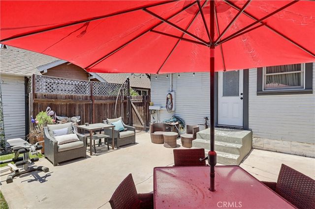 1130 E Appleton, Long Beach, CA 90802