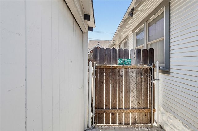 1130 E Appleton, Long Beach, CA 90802