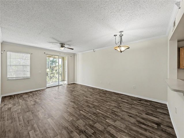 5701 BENTGRASS DRIVE 18-207, Sarasota, FL 34235
