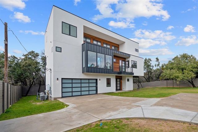 200 N Lake Hills DR, Austin, TX 78733