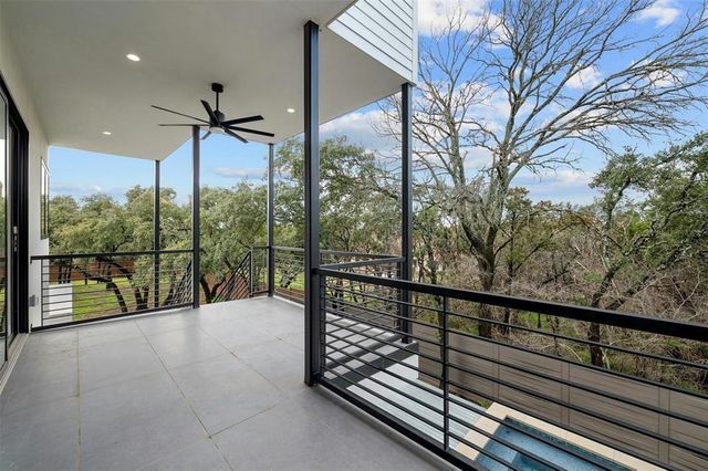 200 N Lake Hills DR, Austin, TX 78733