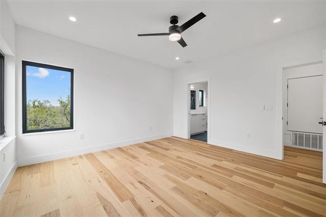 200 N Lake Hills DR, Austin, TX 78733