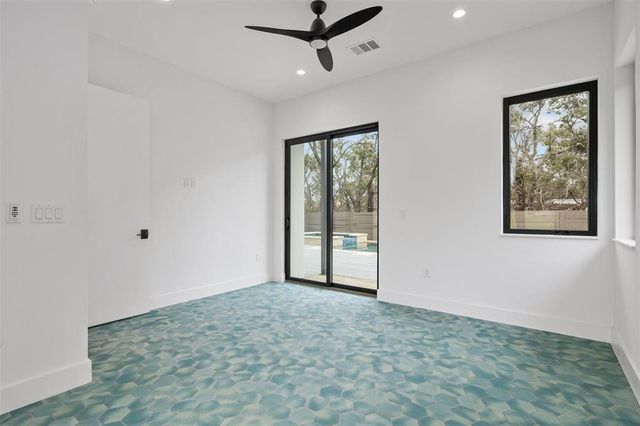 200 N Lake Hills DR, Austin, TX 78733