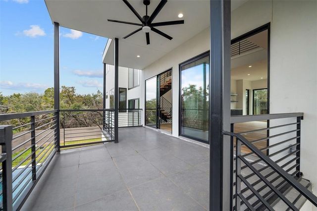 200 N Lake Hills DR, Austin, TX 78733