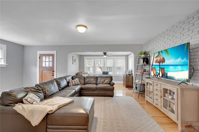 163 Taunton Place, Buffalo, NY 14216
