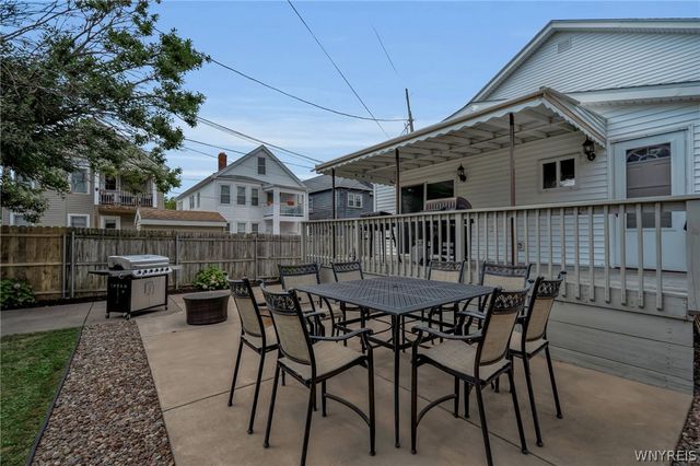 163 Taunton Place, Buffalo, NY 14216