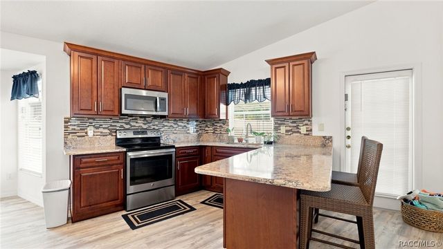 1140 S Softwind Loop, Lecanto, FL 34461