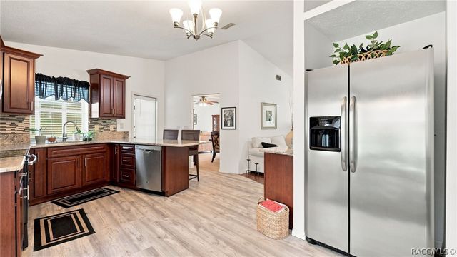 1140 S Softwind Loop, Lecanto, FL 34461